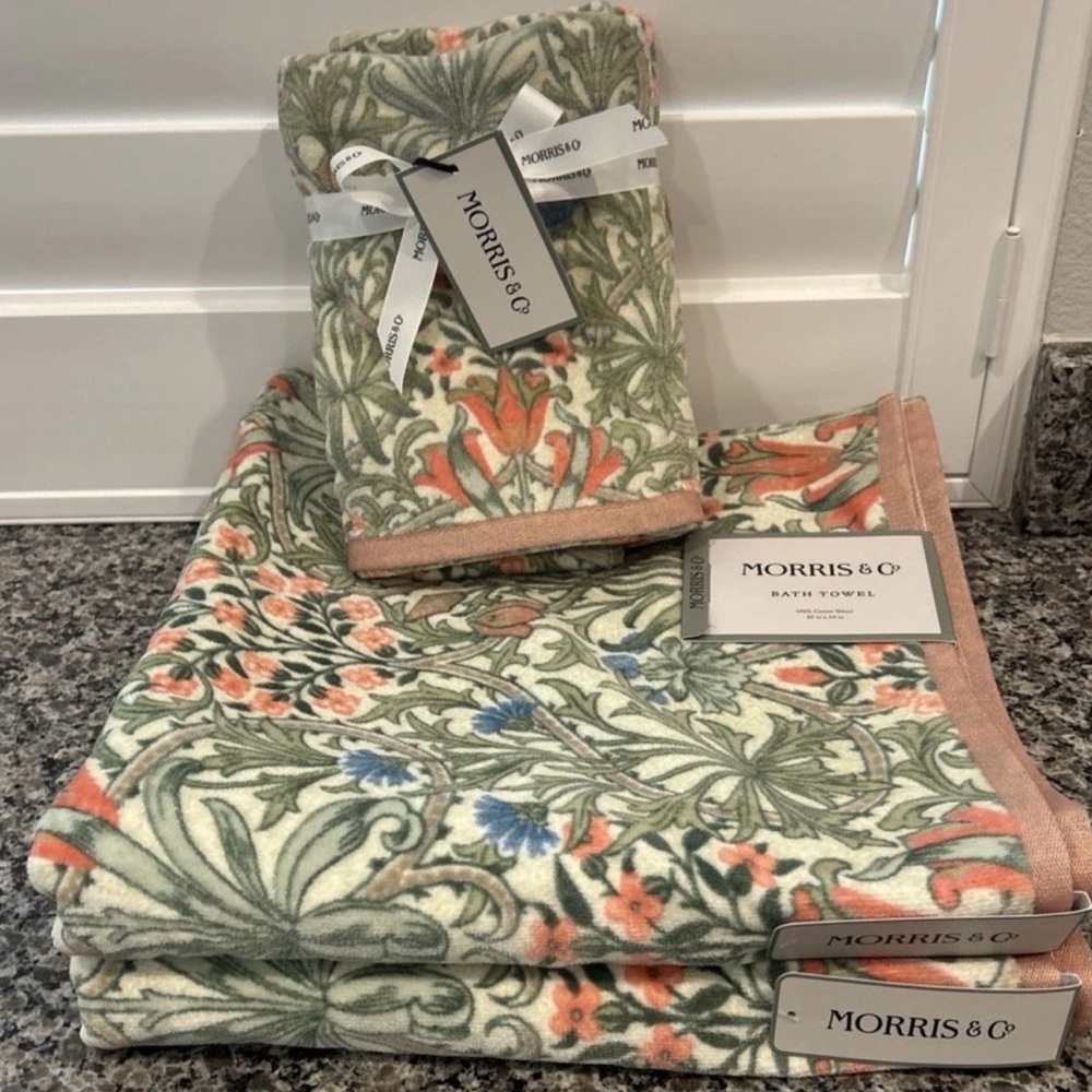 NWT 4pc Set William Morris & Co Woodland Weeds Pink Cotton Velour Towel Set Bath